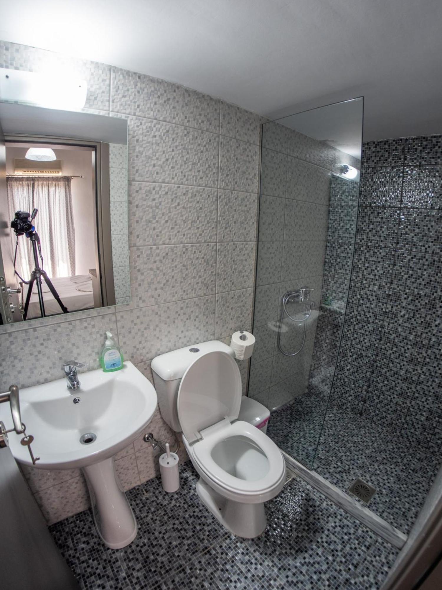 Pavlopetri Hotel Vingláfia Екстериор снимка